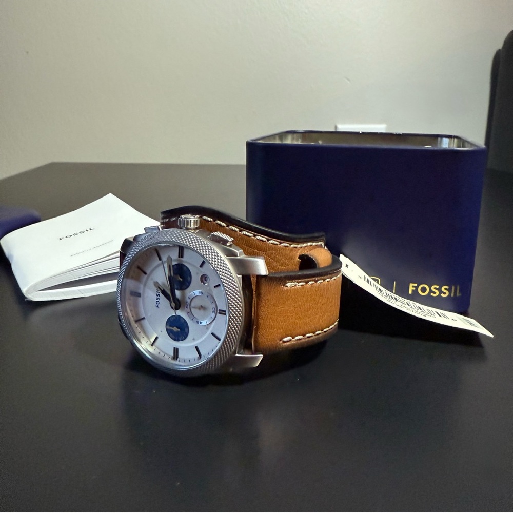 NWT Fossil Machine Leather Watch 42mm